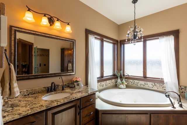 7022 9th Street N, Moorhead, MN 56560