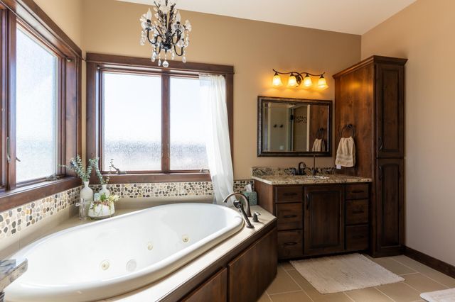 7022 9th Street N, Moorhead, MN 56560