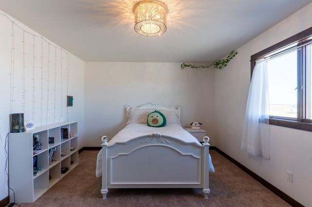 7022 9th Street N, Moorhead, MN 56560