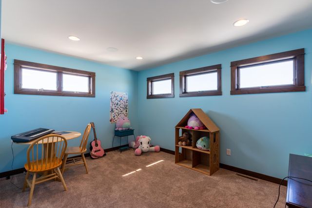 7022 9th Street N, Moorhead, MN 56560