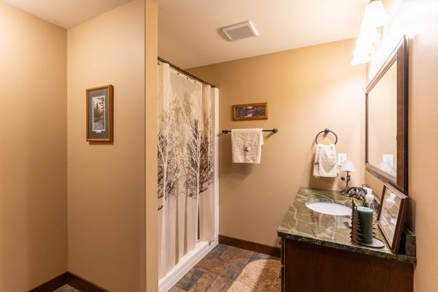 7022 9th Street N, Moorhead, MN 56560