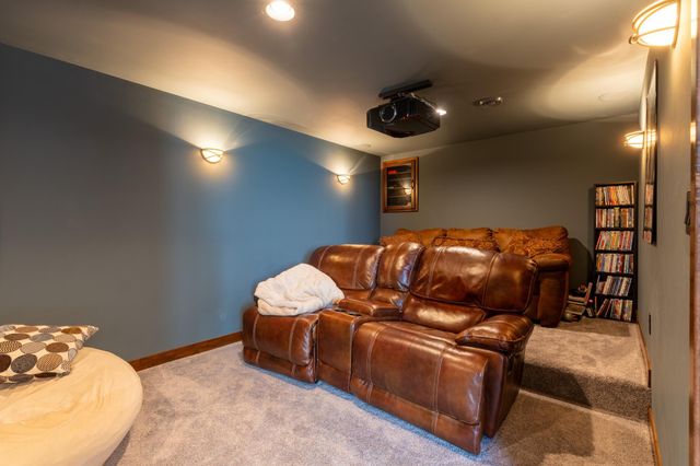 7022 9th Street N, Moorhead, MN 56560