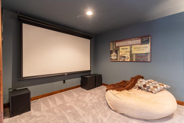 7022 9th Street N, Moorhead, MN 56560