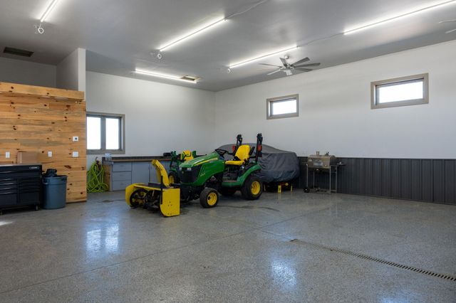 7022 9th Street N, Moorhead, MN 56560