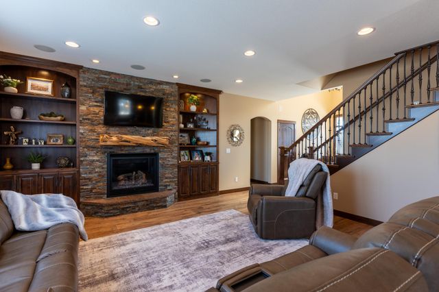 7022 9th Street N, Moorhead, MN 56560