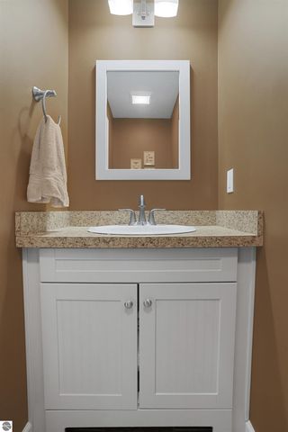 8303 W Sapphire, Lake City, MI 49651