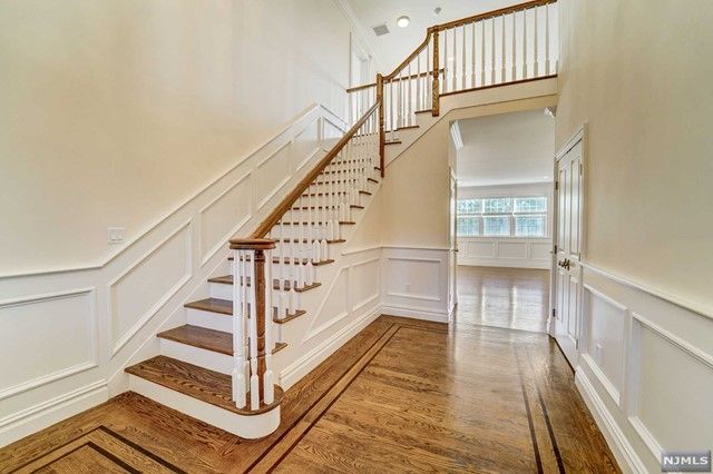6 William J Murphy Way, Park Ridge, NJ 07656