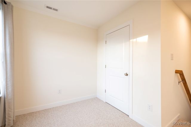 12194 Elnora Ln, Glen Allen, VA 23059
