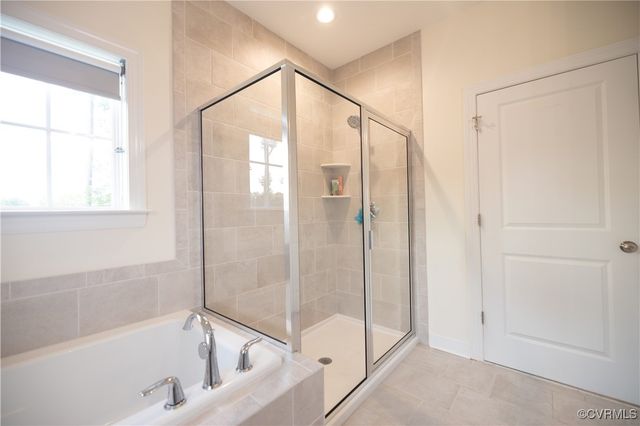 12194 Elnora Ln, Glen Allen, VA 23059