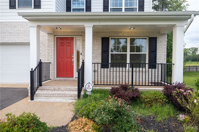 12194 Elnora Ln, Glen Allen, VA 23059