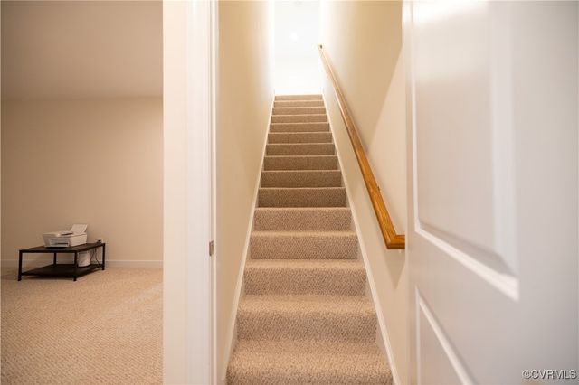 12194 Elnora Ln, Glen Allen, VA 23059