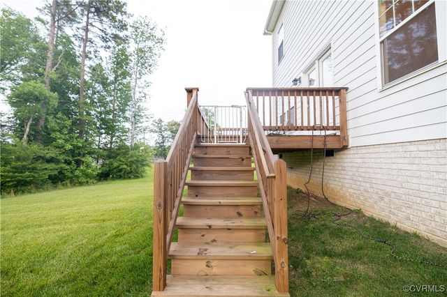 12194 Elnora Ln, Glen Allen, VA 23059
