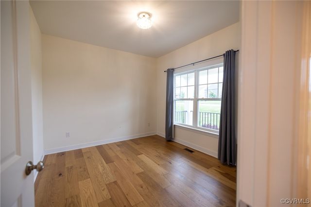 12194 Elnora Ln, Glen Allen, VA 23059