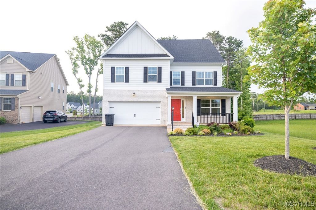12194 Elnora Ln, Glen Allen, VA 23059