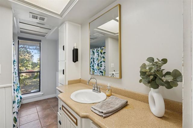 10525 Candy Lane, Guthrie, OK 73044