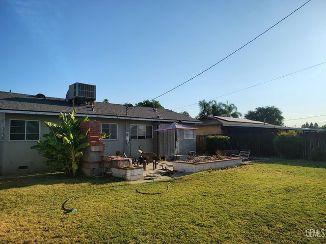 1009 Lorene Avenue, Bakersfield, CA 93308