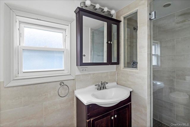 38 Johnson Place, Woodmere, NY 11598