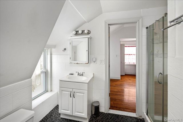 38 Johnson Place, Woodmere, NY 11598