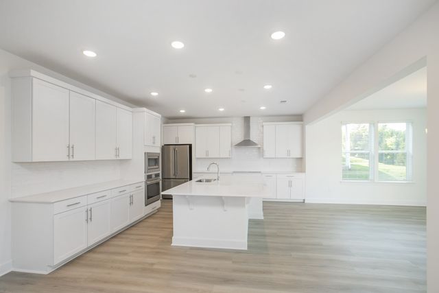 128 West Cassa Way, Mount Juliet, TN 37122