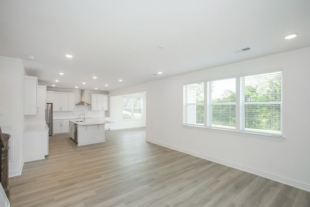 128 West Cassa Way, Mount Juliet, TN 37122