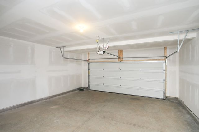 128 West Cassa Way, Mount Juliet, TN 37122