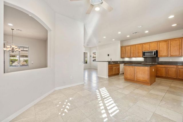 40619 Corte Los Pajaros, Indio, CA 92203