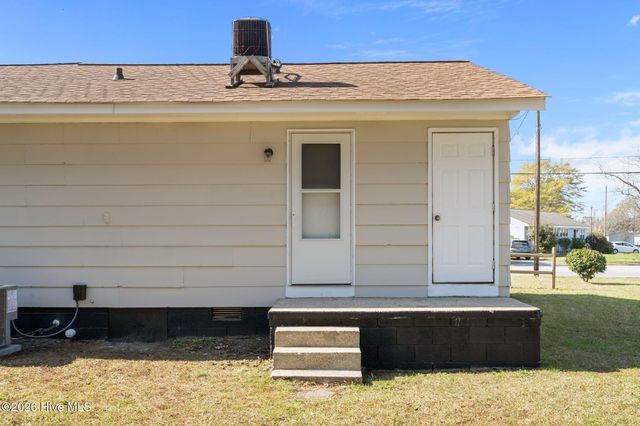 2266-2268 Onslow Drive, Jacksonville, NC 28540