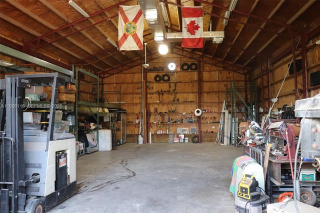 18901 SW 63rd St, Southwest Ranches, FL 33332