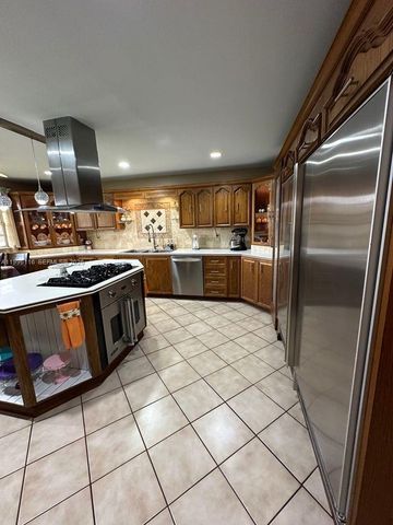 18901 SW 63rd St, Southwest Ranches, FL 33332