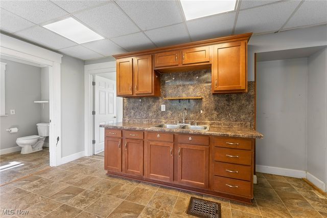 21 E Liberty Street, Mineral Ridge, OH 44440