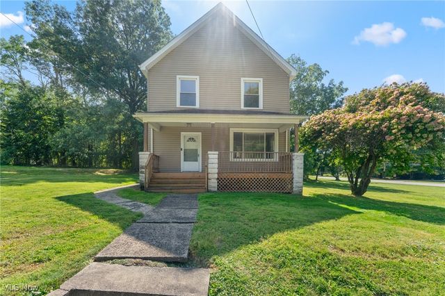 21 E Liberty Street, Mineral Ridge, OH 44440