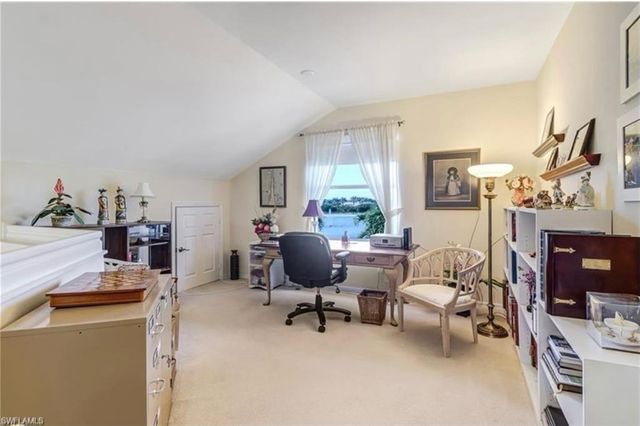 1041 Jardin DR, Naples, FL 34104