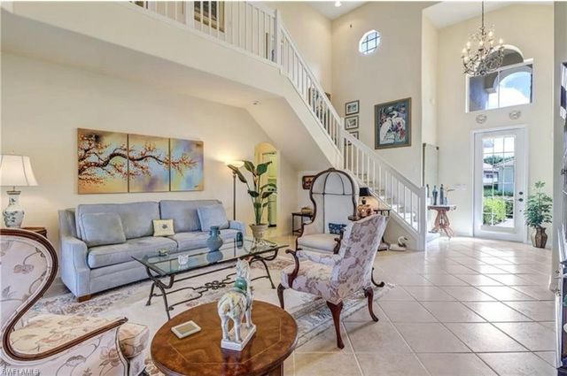1041 Jardin DR, Naples, FL 34104