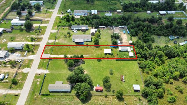 771 County Road 3558, Cleveland, TX 77327