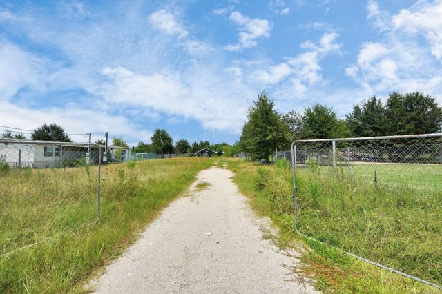 771 County Road 3558, Cleveland, TX 77327