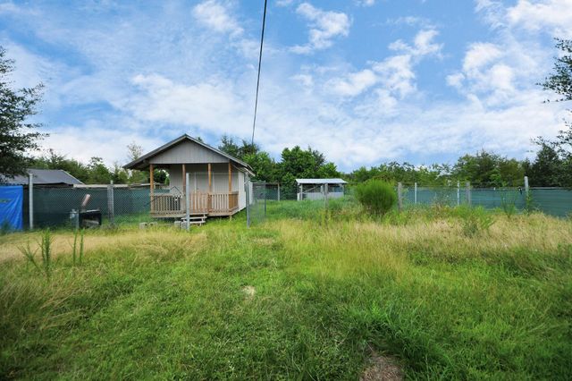 771 County Road 3558, Cleveland, TX 77327