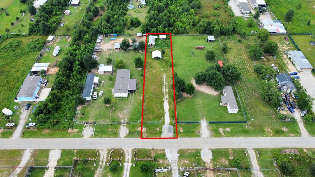 771 County Road 3558, Cleveland, TX 77327