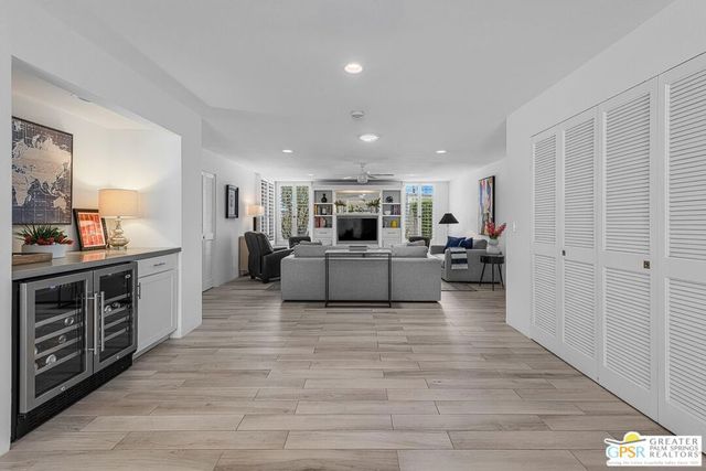71 Westlake Circle, Palm Springs, CA 92264