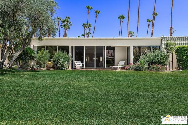 71 Westlake Circle, Palm Springs, CA 92264