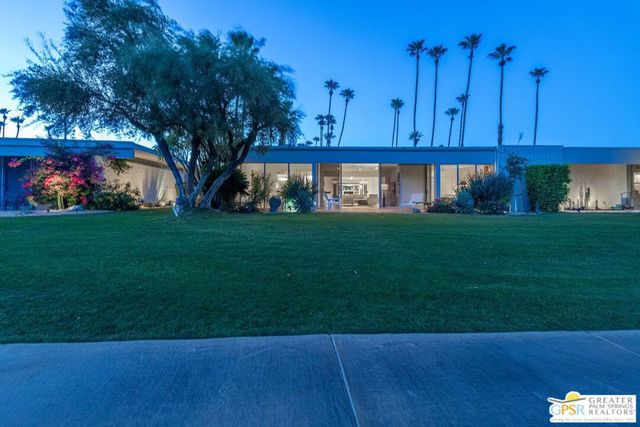71 Westlake Circle, Palm Springs, CA 92264