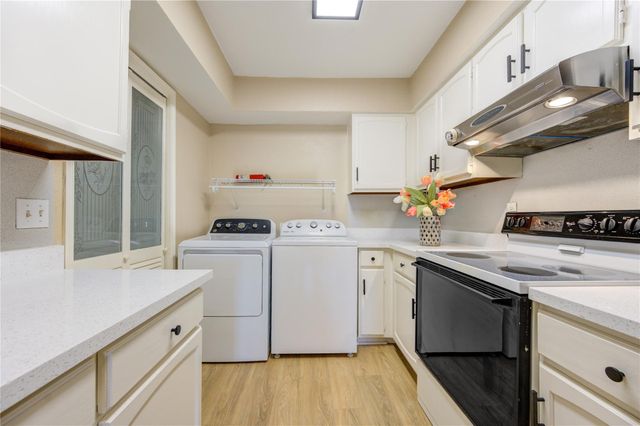 351 N Post Oak Lane 805, Houston, TX 77024
