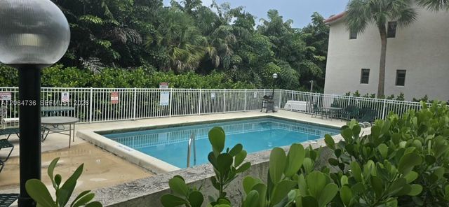 9092 NW 40th Street 4, Coral Springs, FL 33065