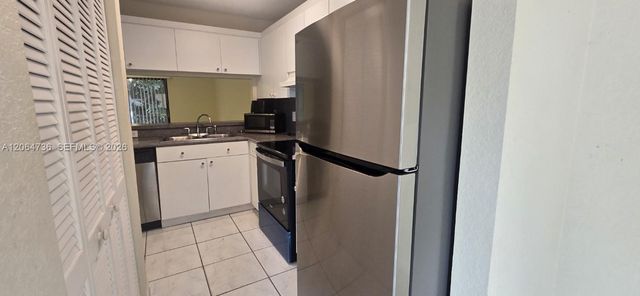 9092 NW 40th Street 4, Coral Springs, FL 33065