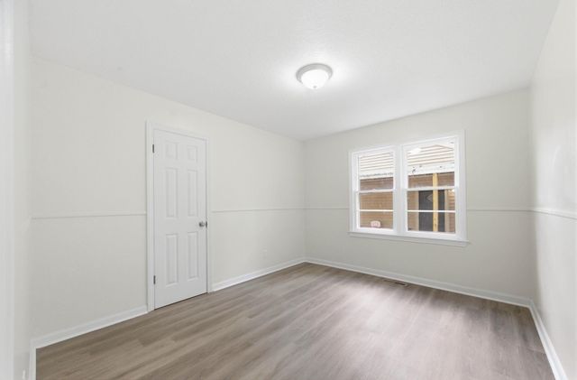3005 E Southfork Ct, Wichita, KS 67216