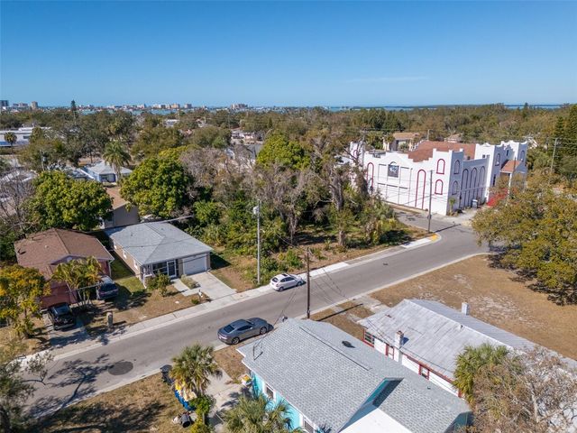 1408 PENNSYLVANIA AVENUE, Clearwater, FL 33755