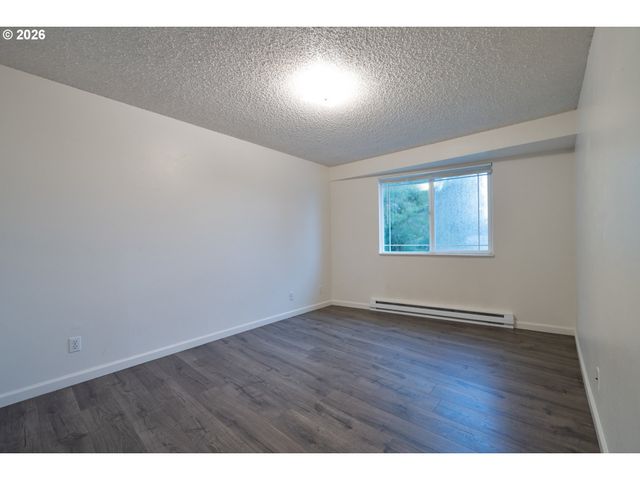 5514 3RD St, Tillamook, OR 97141