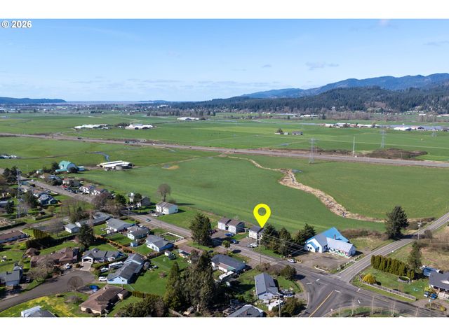 5514 3RD St, Tillamook, OR 97141