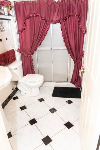 662 NW Bayshore Boulevard, Port St. Lucie, Port St Lucie, FL 34983