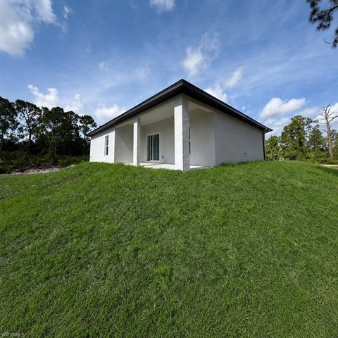 847 Genoa AVE S, Lehigh Acres, FL 33974