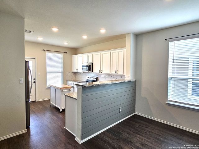 3162 WILD IRIS, New Braunfels, TX 78130